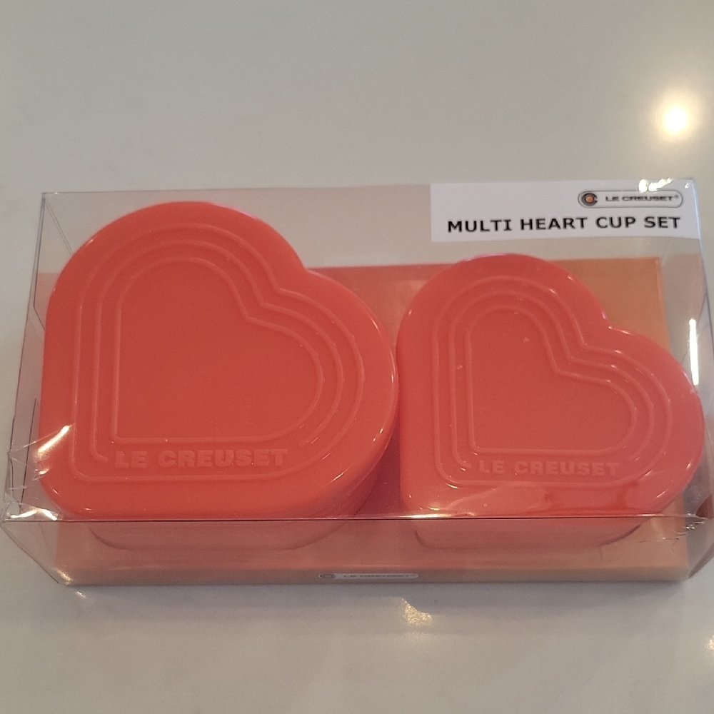 New Le Creuset Heart Food Storage Tupperware Set